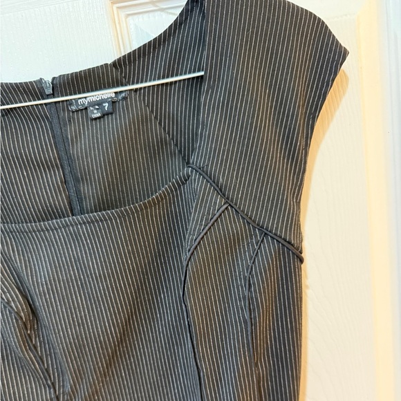 My Michelle Black Sheath Mini Dress Square Neck Sleeveless w belt!🖤 Early 2000s. - Picture 3 of 8